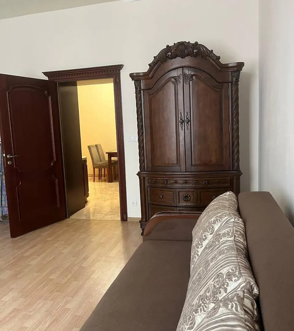 Shpytalna Apartments إلفيف